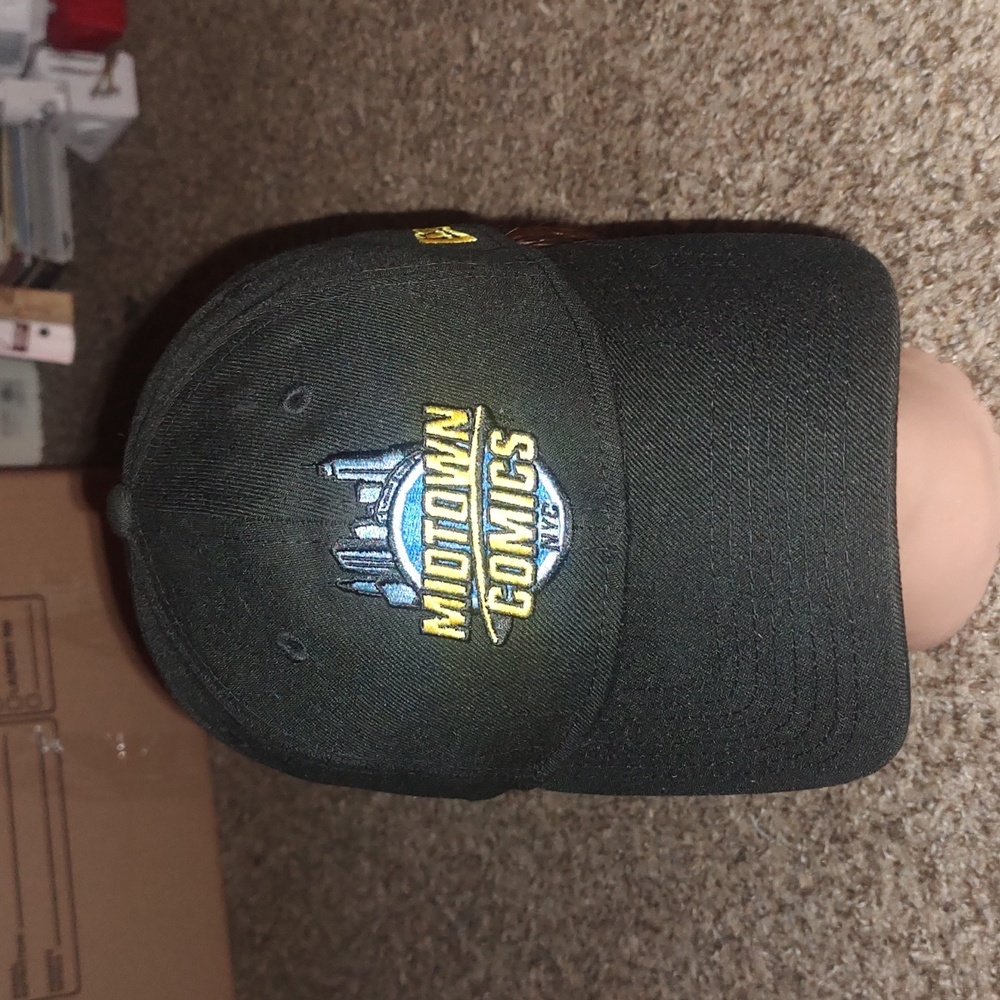 New Era 9twenty Midtown Comics Logo Mens Black Strapback Cap